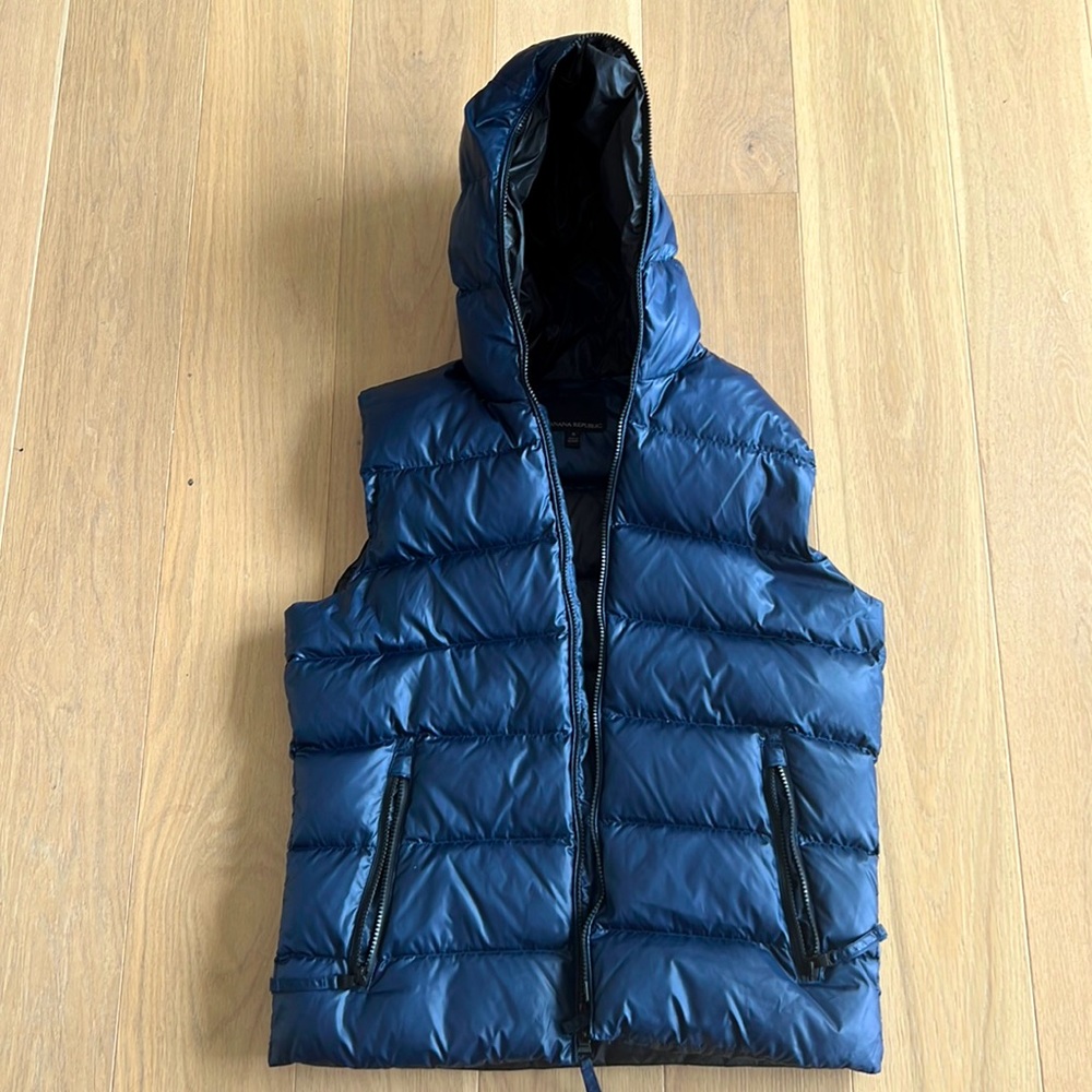 Banana Republic men puffer vest size small